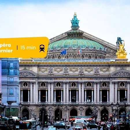 130 Olivia - Superb In Paris. Paris